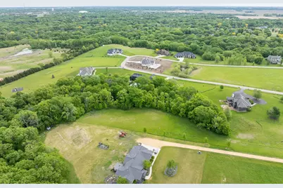 275 Summerfield Trail, Mankato, MN 56001 - Photo 7