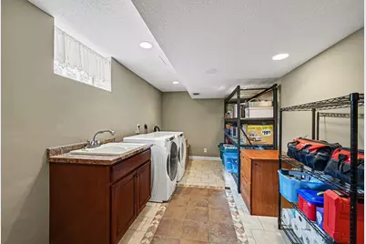 4713 Fairhills Road W, Minnetonka, MN 55345 - Photo 41
