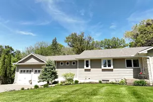 4713 Fairhills Rd W, Minnetonka, MN 55345 - Photo 3