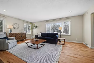 4713 Fairhills Road W, Minnetonka, MN 55345 - Photo 11