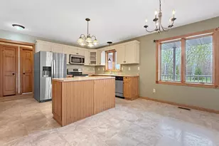 3249 Woodland Hills Dr SE, Bemidji, MN 56601 - Photo 5