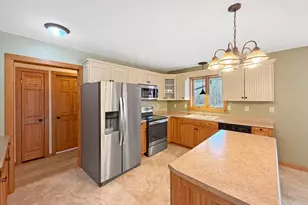 3249 Woodland Hills Dr SE, Bemidji, MN 56601 - Photo 7