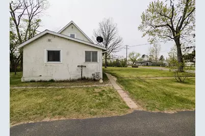 619 14th Street NW, Bemidji, MN 56601 - Photo 9
