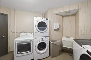 121 Washington Ave S, Minneapolis, MN 55401 - Photo 21