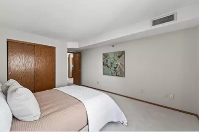 121 Washington Avenue S #1613, Minneapolis, MN 55401 - Photo 19