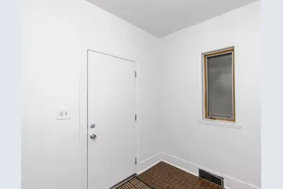 601 10th Street S, Fargo,  58103 - Photo 9