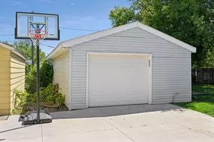 2048 Villard Ave, Saint Paul, MN 55116 - Photo 41