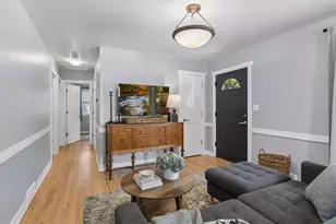 2048 Villard Ave, Saint Paul, MN 55116 - Photo 7
