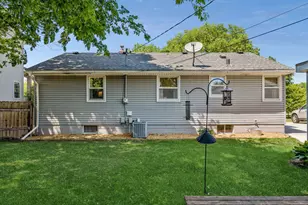 2048 Villard Ave, Saint Paul, MN 55116 - Photo 37