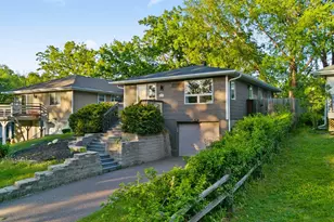1350 Boone Ave N, Golden Valley, MN 55427 - Photo 31