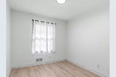 1350 Boone Avenue N, Golden Valley, MN 55427 - Photo 27