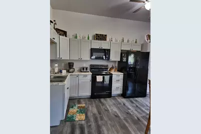 752 Hallberg Street SW, Warroad, MN 56763 - Photo 7