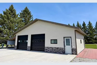 752 Hallberg Street SW, Warroad, MN 56763 - Photo 1