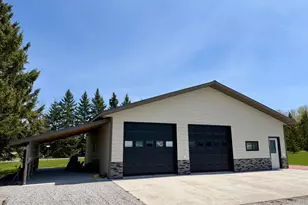 752 Hallberg St SW, Warroad, MN 56763 - Photo 3