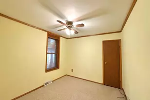 752 E Mark St, Winona, MN 55987 - Photo 3