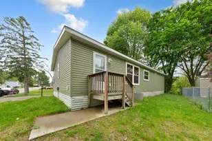 12270 Geneva Way, Apple Valley, MN 55124 - Photo 3