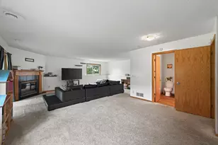 10035 Fallgold Parkway N, Brooklyn Park, MN 55443 - Photo 23