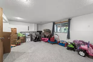 10035 Fallgold Parkway N, Brooklyn Park, MN 55443 - Photo 25