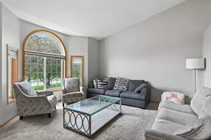 10035 Fallgold Parkway N, Brooklyn Park, MN 55443 - Photo 3