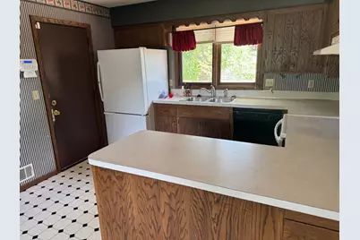 2166 Timmy Street, Mendota Heights, MN 55120 - Photo 3