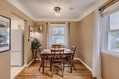 818 Larpenteur Avenue W, Saint Paul, MN 55113 - Photo 11