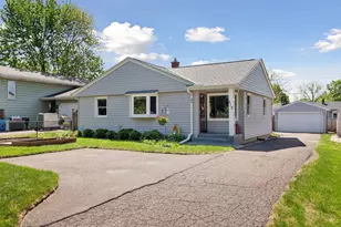818 Larpenteur Ave W, Saint Paul, MN 55113 - Photo 37