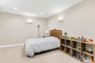 220 Frontier Ct, Chanhassen, MN 55317 - Photo 27