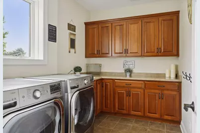 5729 Linden Avenue N, Lake Elmo, MN 55042 - Photo 23