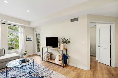 645 N 1st Street #300, Minneapolis, MN 55401 - Photo 9