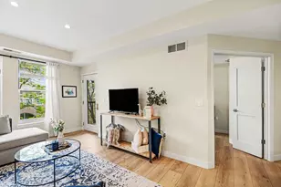 645 N 1st St, Minneapolis, MN 55401 - Photo 9