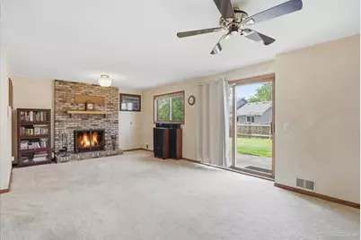 7860 Upper 17th Street N, Oakdale, MN 55128 - Photo 11
