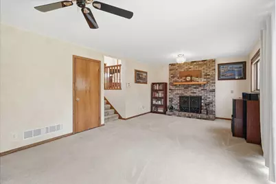 7860 Upper 17th Street N, Oakdale, MN 55128 - Photo 7