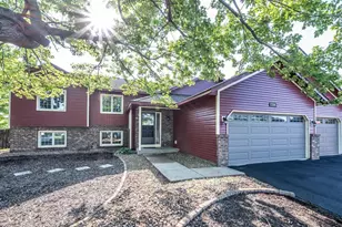 1500 Lakeview Curve, Eagan, MN 55122 - Photo 45