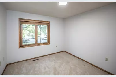 1500 Lakeview Curve, Eagan, MN 55122 - Photo 21