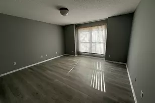 9113 Medley Cir, Golden Valley, MN 55427 - Photo 19