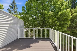 375 Wagon Wheel Ln, Chaska, MN 55318 - Photo 11