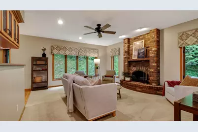 2957 E Princeton Avenue, Eau Claire, WI 54703 - Photo 15