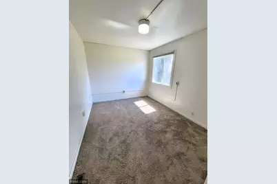 518.5 E Walnut Street, River Falls, WI 54022 - Photo 11