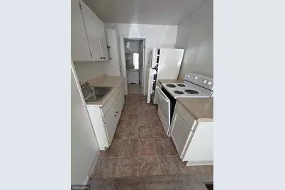 518.5 E Walnut Street, River Falls, WI 54022 - Photo 9