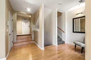 573 S 10th St, Minneapolis, MN 55404 - Photo 31