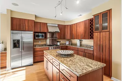 573 S 10th Street, Minneapolis, MN 55404 - Photo 25