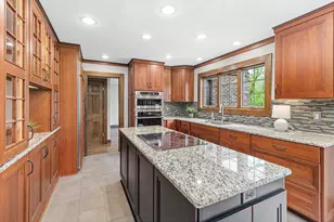 3 Meadow Ln, Dellwood, MN 55110 - Photo 11