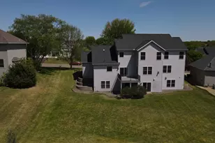 2888 Eagle Valley Dr, Woodbury, MN 55129 - Photo 55