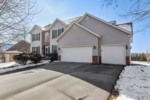 2888 Eagle Valley Dr, Woodbury, MN 55129 - Photo 7
