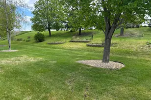 106 Weeping Willow Cir, Waite Park, MN 56387 - Photo 5