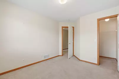 3560 Sterling Heights Drive #B, River Falls, WI 54022 - Photo 11