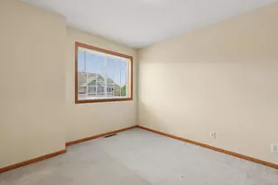 3560 Sterling Heights Dr, River Falls, WI 54022 - Photo 15