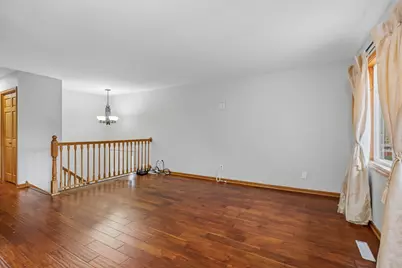 645 Portland Place, Burnsville, MN 55337 - Photo 3