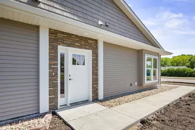 1021 Golf Course Road NW, Hutchinson, MN 55350 - Photo 5