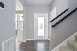5420 Southridge Cir, Woodbury, MN 55129 - Photo 3